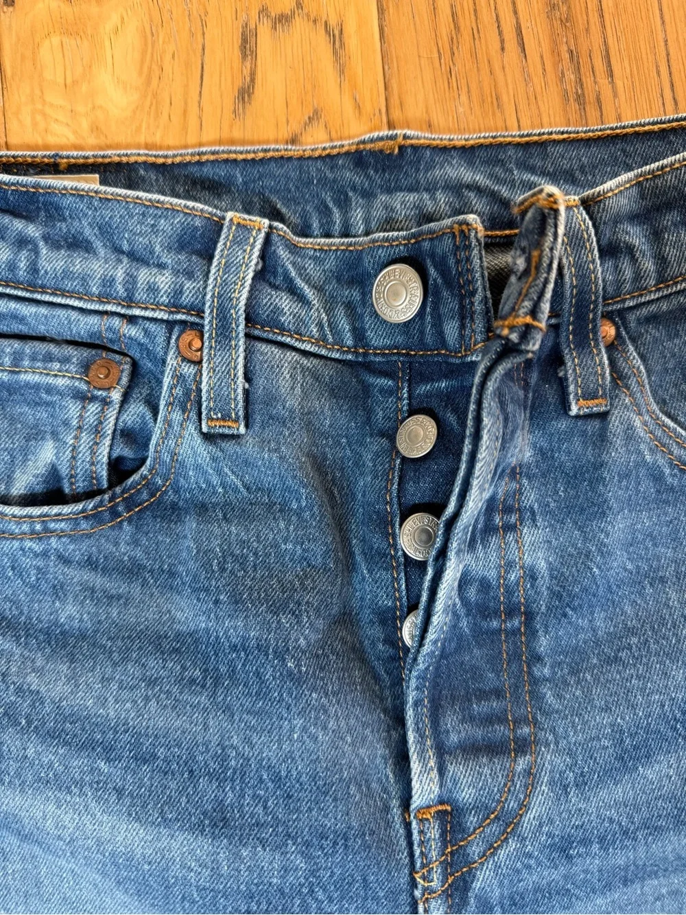 Levi’s Classic Women’s Blue Slim Fit Jeans